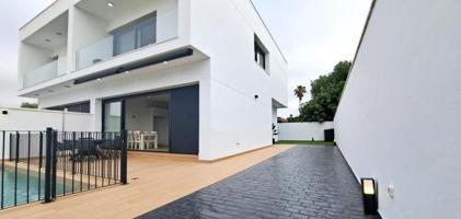 Bungalow en venta en Mairena del Aljarafe, Nuevo Bulevar photo 0