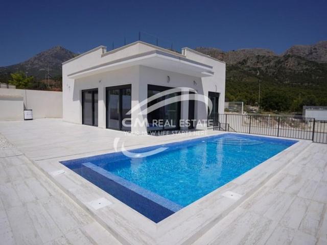 Chalet en venta en Polop photo 0