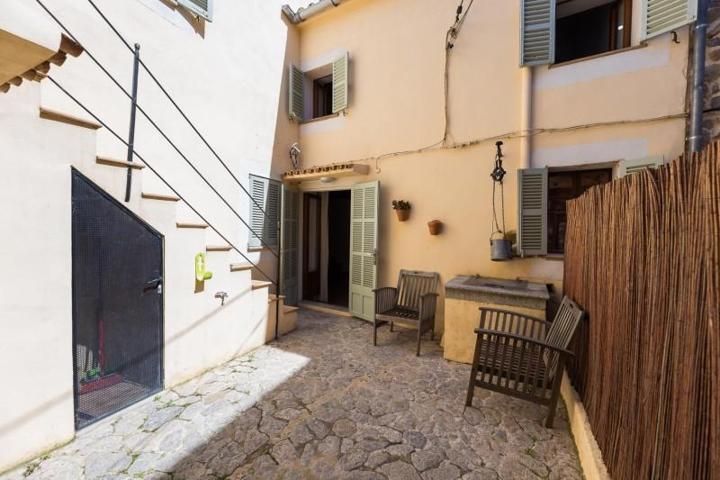 Adosada en venta en Puigpunyent, Puigpunyent photo 0