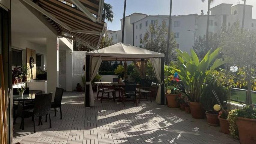 Piso en venta en Alfaz del Pi, L´Albir photo 0