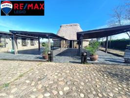 Local comercial en venta en Valdefresno, Arcahueja photo 0