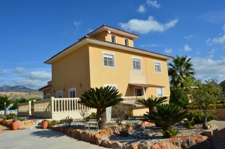 Chalet en venta en Totana, Totana photo 0