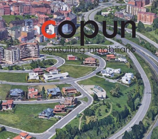 Terreno en venta en Oviedo, Oviedo photo 0