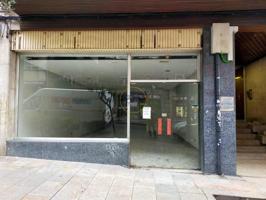 Local comercial en venta en Vigo, Urzaiz photo 0