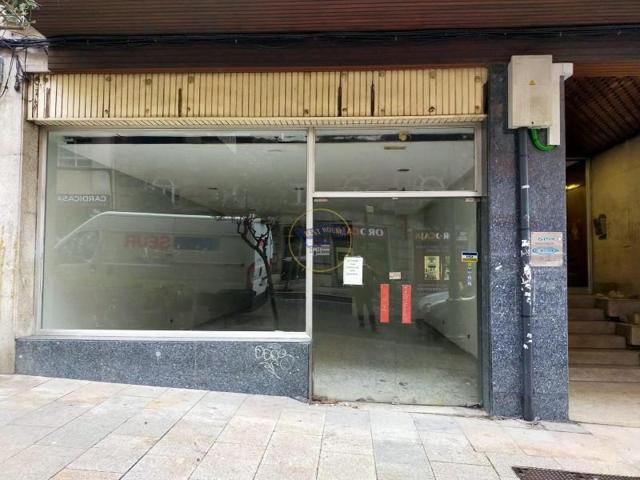 Local comercial en venta en Vigo, Urzaiz photo 0