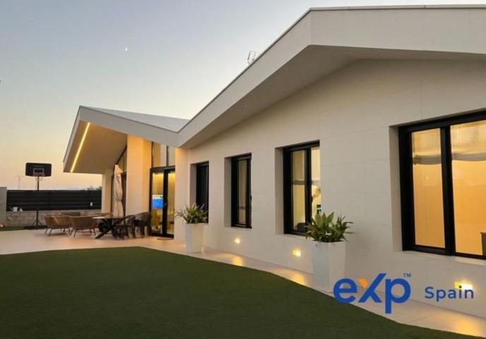 Chalet en venta en Nules, San joaquín photo 0