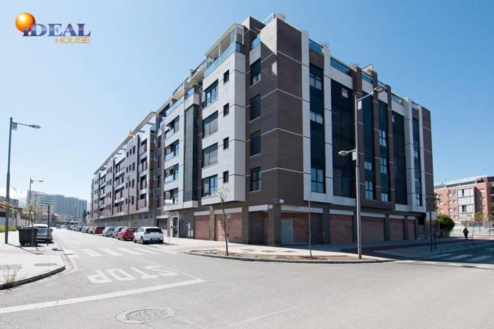 Local comercial en venta en Armilla, Campus Salud photo 0