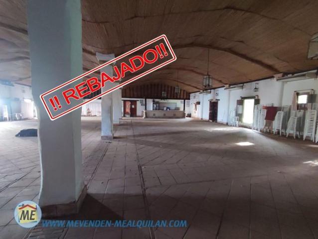 Local comercial en venta en La Puebla de Cazalla, La Puebla De Cazalla photo 0