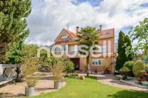 Casa en venta en Bañeza photo 0