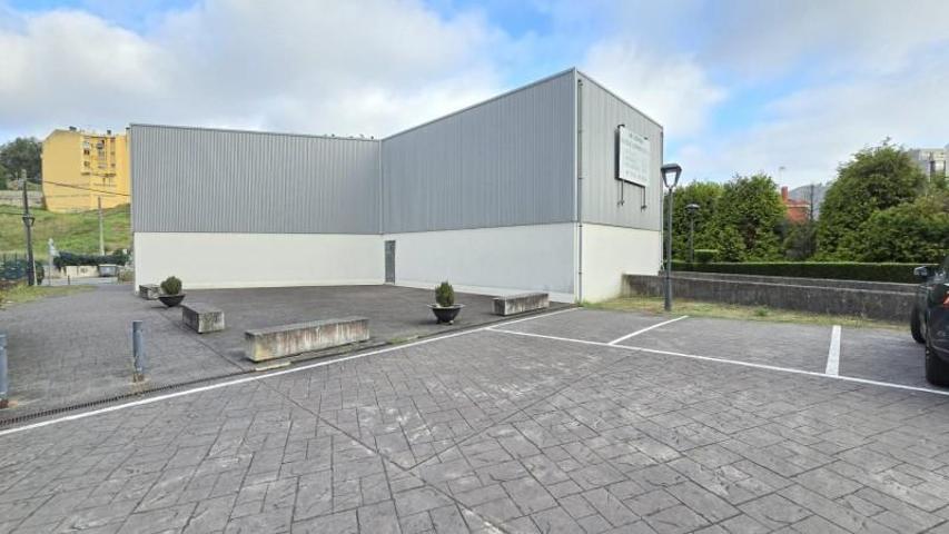 Local comercial en venta en A Coruña, Someso photo 0