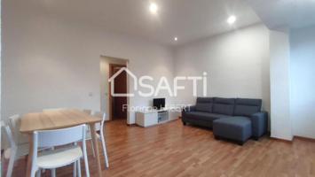 Piso en venta en Barcelona photo 0