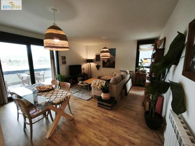 Piso en venta en Vitoria-Gasteiz, Aretxabaleta photo 0