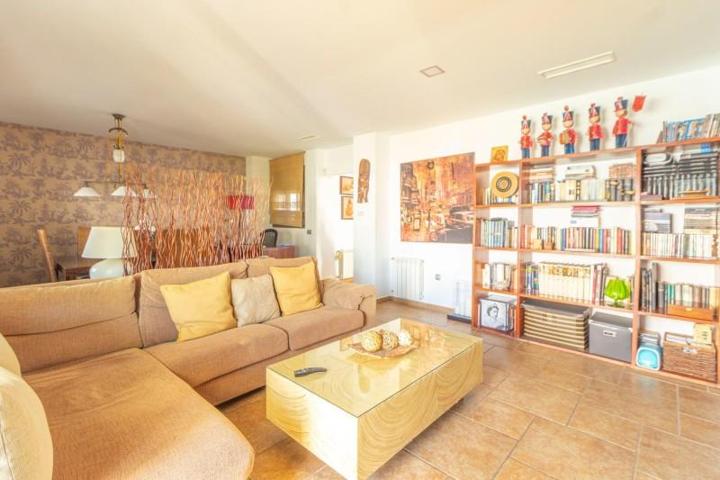 Chalet en venta en Chiclana de la Frontera, Las rapaces photo 0