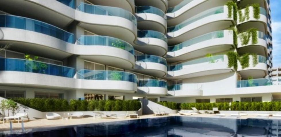 Apartamento en venta en Fuengirola, Puerto Deportivo photo 0