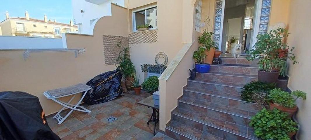 Adosada en venta en Tarifa, Albacerrado photo 0