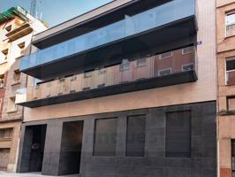 Apartamento en venta en Barcelona, Sants - Badal photo 0