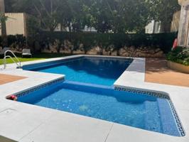 Apartamento en venta en Marbella, Playa Fontanilla photo 0