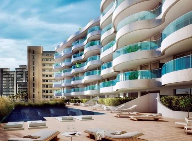 Apartamento en venta en Fuengirola, Puerto Deportivo photo 0