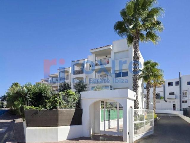 Planta baja en venta en Sant Josep de sa Talaia photo 0