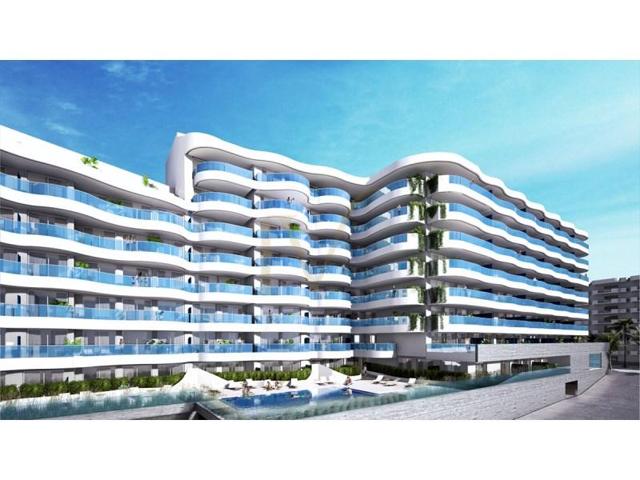 Apartamento en venta en Fuengirola photo 0