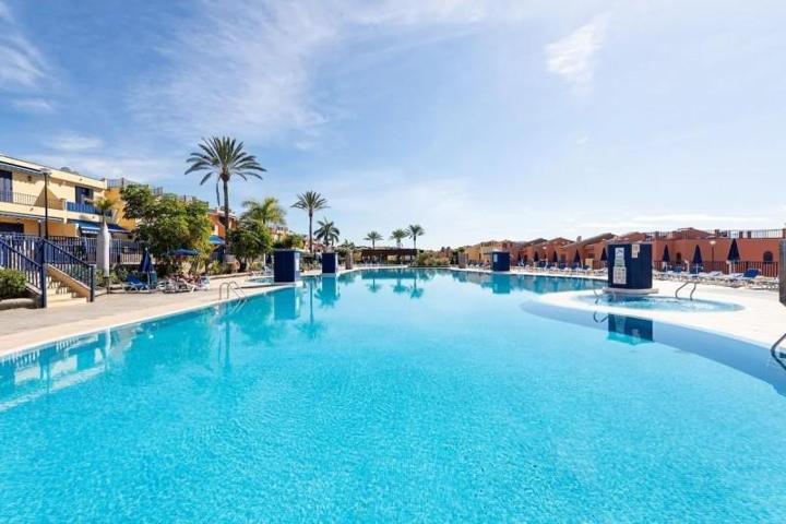 Duplex en venta en San Bartolomé de Tirajana, Meloneras photo 0