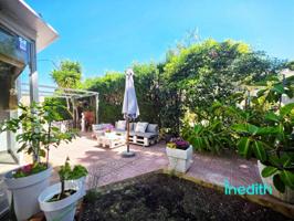 Piso en venta en Sitges, La Granja photo 0