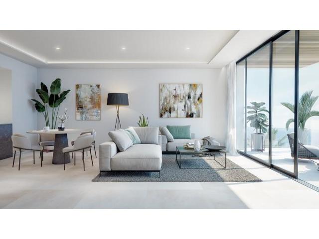Apartamento en venta en Mijas photo 0