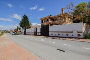 Chalet en venta en Las Gabias, Gabia Chica photo 0