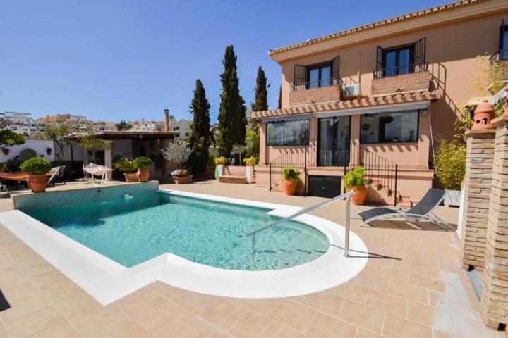 Chalet en venta en Las Gabias, Gabia Chica photo 0