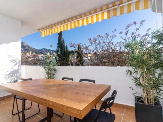 Apartamento en venta en Marbella, Nagüeles photo 0