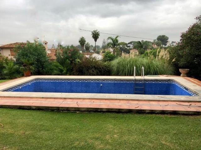 Chalet en venta en Algeciras photo 0