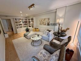 Piso en venta en Vigo, Corte Inglés photo 0