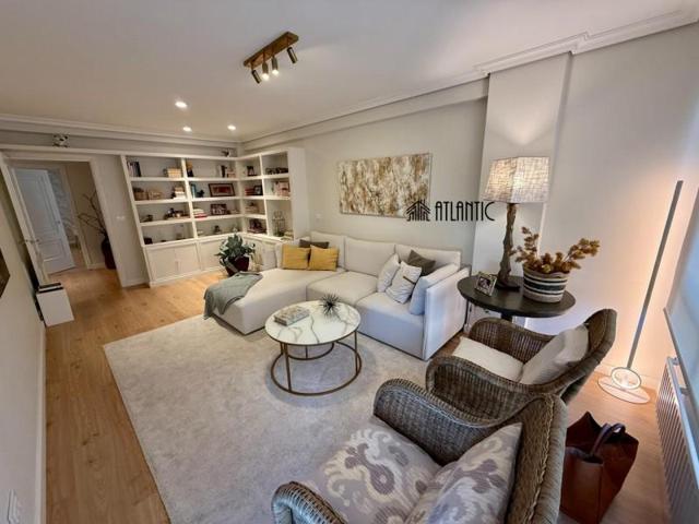 Piso en venta en Vigo, Corte Inglés photo 0