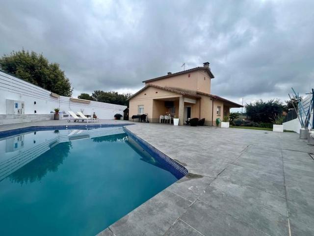 Chalet en venta en Collbató, Can dalmases photo 0