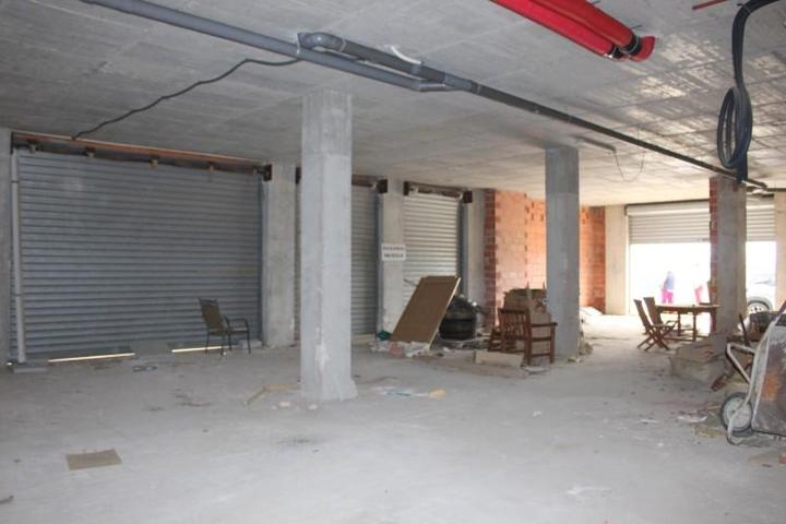 Local comercial en venta en Oliva, Oliva, Zona de - Oliva photo 0