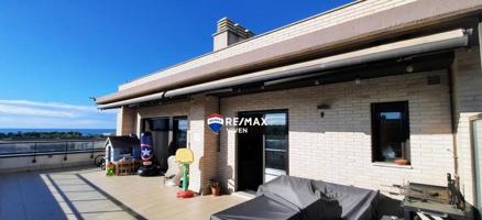 Aticos en venta en Vilanova i la Geltrú, Les Casernes - Sant Jordi photo 0