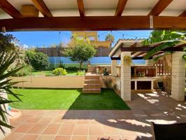 Chalet en venta en Cunit, Residencial photo 0