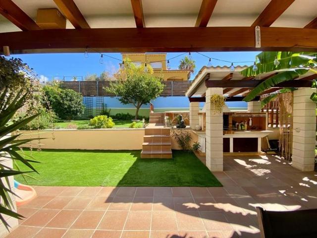 Chalet en venta en Cunit, Residencial photo 0