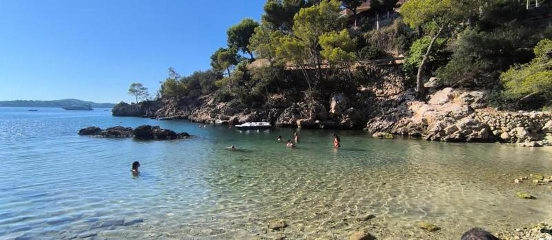 Piso en venta en Calvia, Peguera photo 0