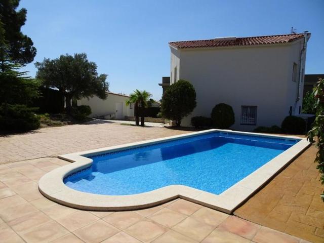 Adosada en venta en Lloret de Mar photo 0