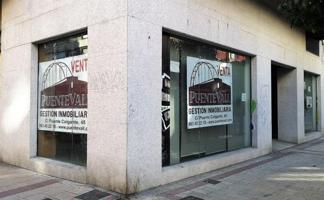 Local comercial en venta en Valladolid, Puente colgante photo 0