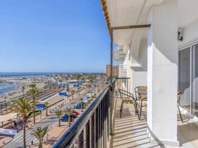 Apartamento en venta en Fuengirola photo 0