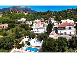 Chalet en venta en Viñuela photo 0