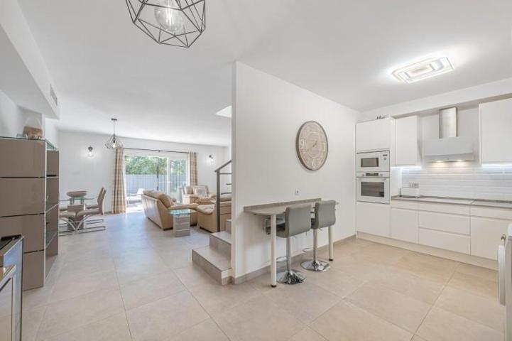 Adosada en venta en Fuengirola, Los Boliches photo 0