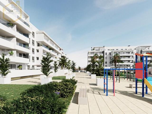 Apartamento en venta en Torremolinos, Los Álamos photo 0