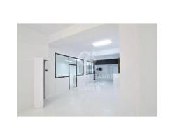 Local comercial en venta en Eivissa photo 0