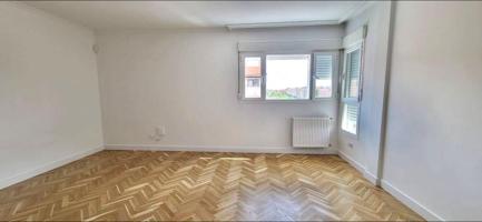 Piso en venta en Alcobendas, Valdelasfuentes photo 0