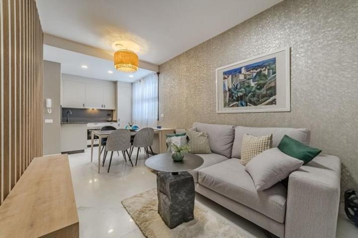 Chalet en venta en Guía de Isora photo 0