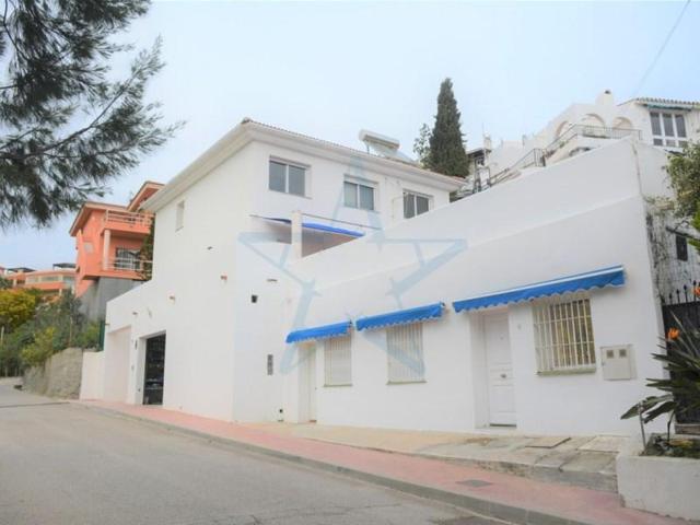 Chalet en venta en Mijas photo 0