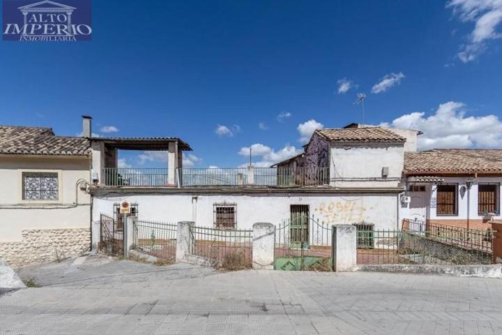 Casa en venta en Granada, Albaycin photo 0